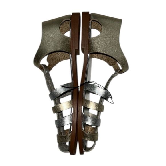 Wonder Nation Big Girls Gold-tone/Silver Fisherman Sandals(Size 6) - Picture 3 of 8